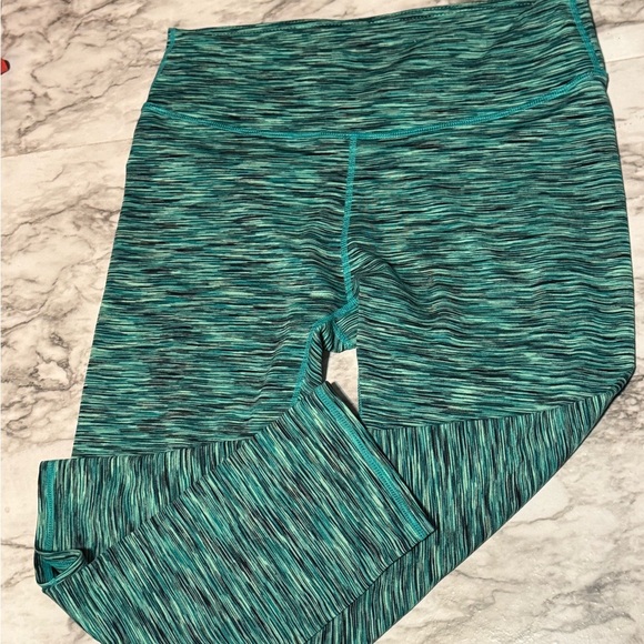 Teal and Blue Heathered Performance Leggings - Picture 5 of 6